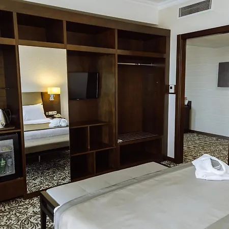 Holiday Inn Aktau By Ihg Exterior photo