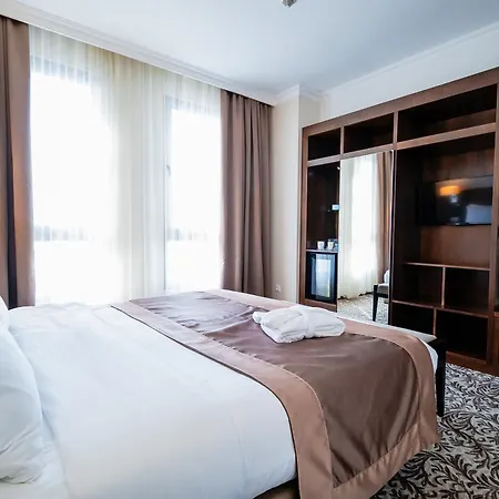 Holiday Inn Aktau By Ihg Exterior photo