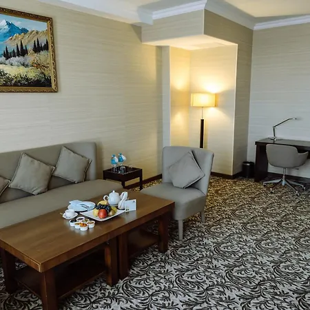 Holiday Inn Aktau By Ihg Exterior photo