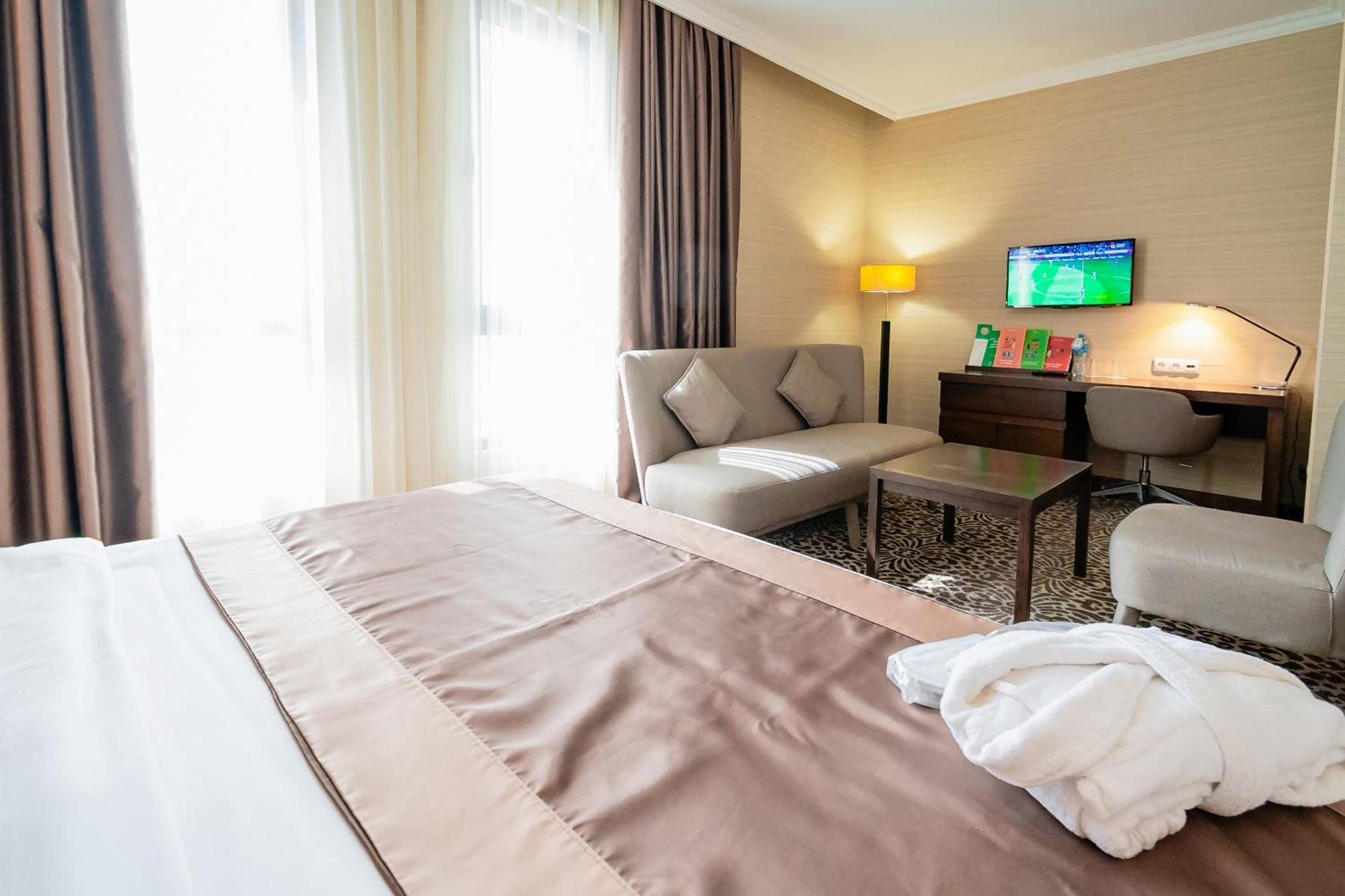 Holiday Inn Aktau By Ihg 4* Aktau (Mangystau)