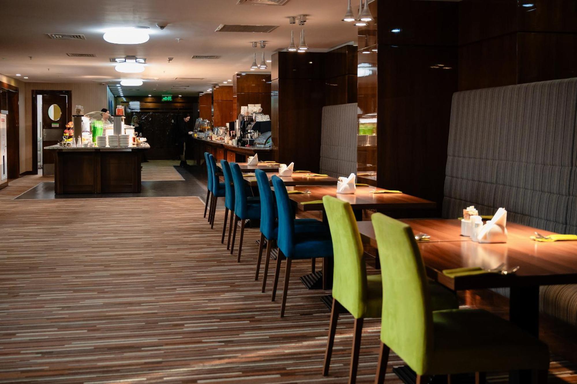 Holiday Inn Aktau By Ihg Hotel Aktau (Mangystau)
