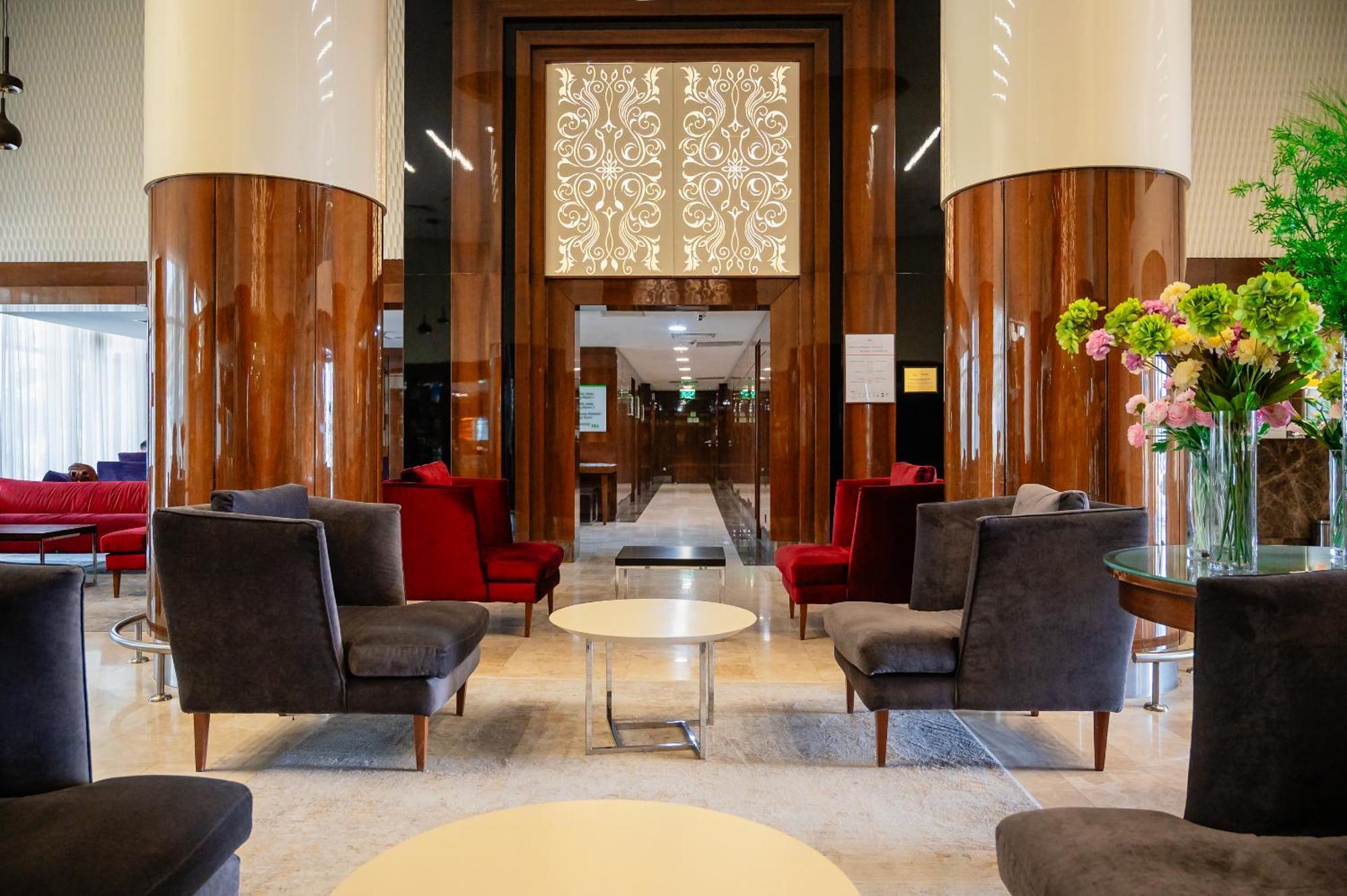 Holiday Inn Aktau By Ihg Hotel